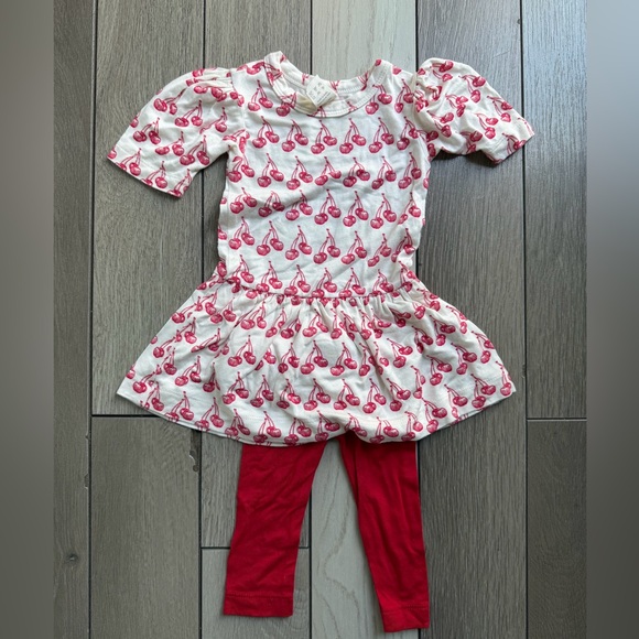 Kate Quinn Red Bamboo Collection Garment - Picture 2 of 5